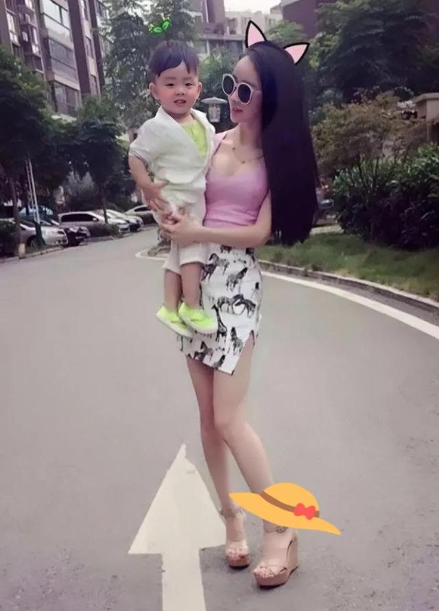程琳：曾經(jīng)的非主流女神，與芙蓉姐姐齊名，如今改走高端名媛風(fēng)